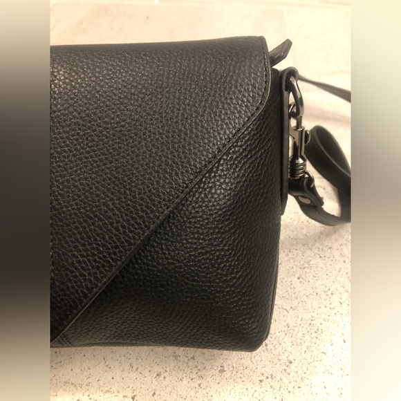 Status Anxiety “exile” bag (pebble leather) - Picture 8 of 13